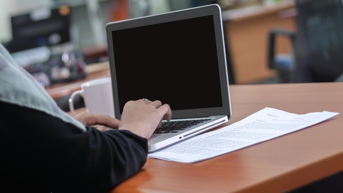 Blocaj la încărcarea lucrărilor de la Evaluarea Națională. Prof. Claudia Chiru acuză incompetență și o mare bătaie de joc la adresa profesorilor