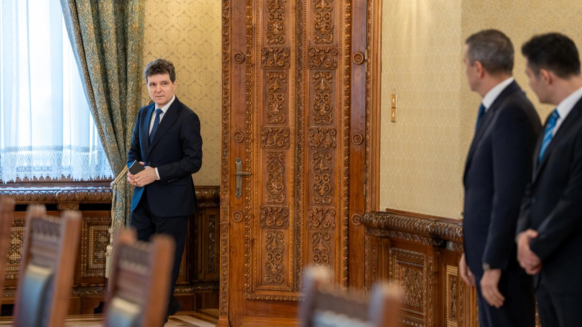 nicusor-grindeanu-consultari-poza-din-mai-presidency