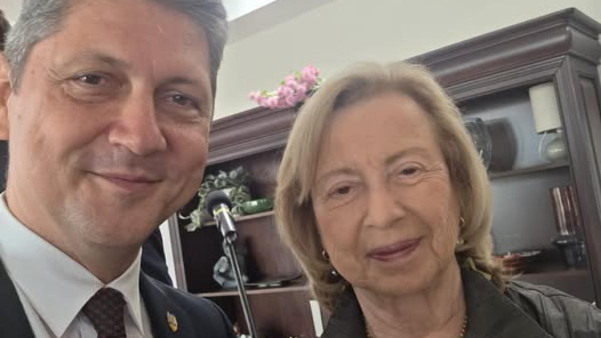 „A ajutat România politic și diplomatic în momente când noi aveam nevoie de sprijin”. Titus Corlățean propune decorarea Colettei Avital