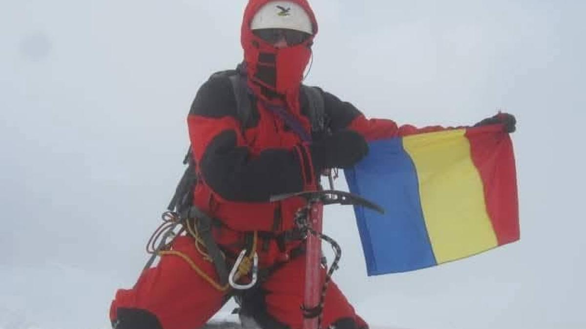 cine sunt cei doi alpinisti romani care au murit in masivul gran paradiso din alpii italieni foto