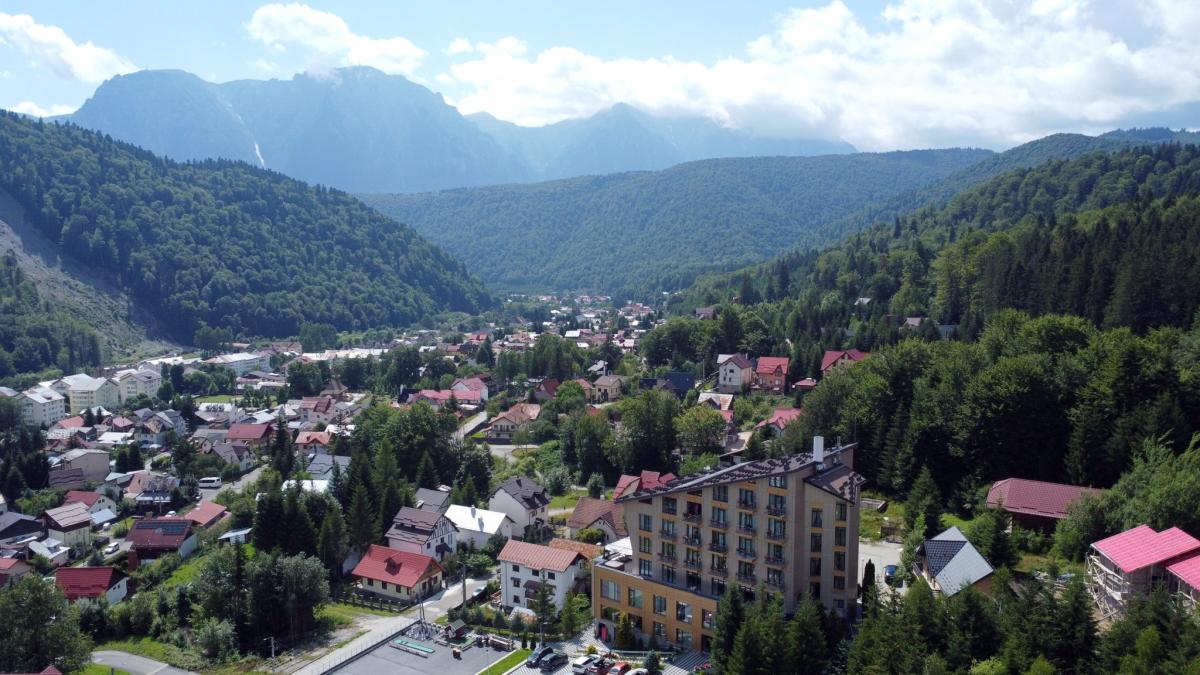 Hotel-Carpat-Inn-Azuga-2048x1152