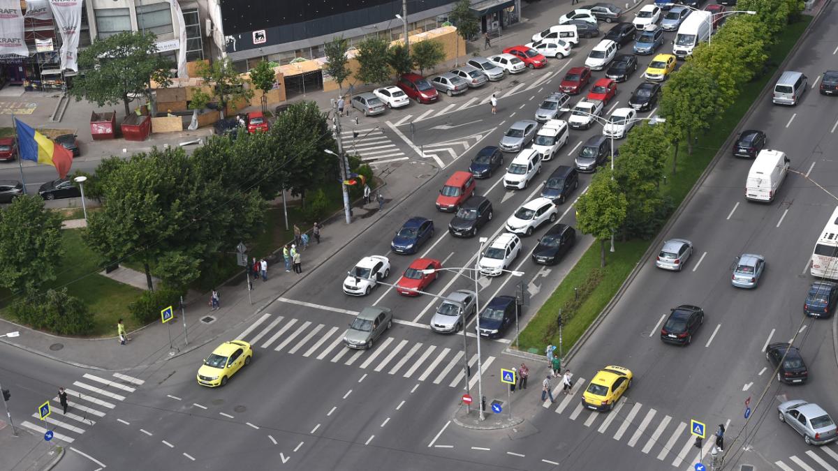 capitala bucuresti trafic circulatie aglomeratie haos