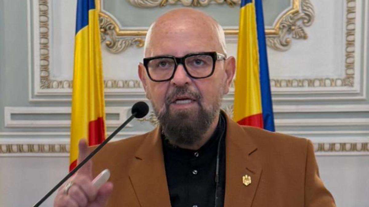Cristian Popescu Piedone atacă conducerea ANPC în scandalul panourilor medicale din București ANPC nu este Ministerul Sănătății. Ați ratat esența