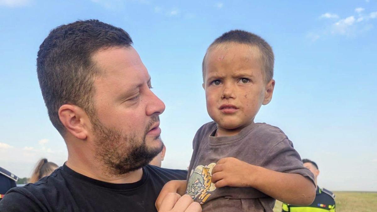 Un copil de 3 ani, singur în noapte. Ce s-a întâmplat după 12 ore de căutări - Foto Inspectoratul de Poliție Județean Constanța