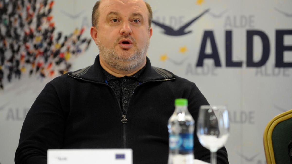 Daniel Chițoiu la masă (ALDE)