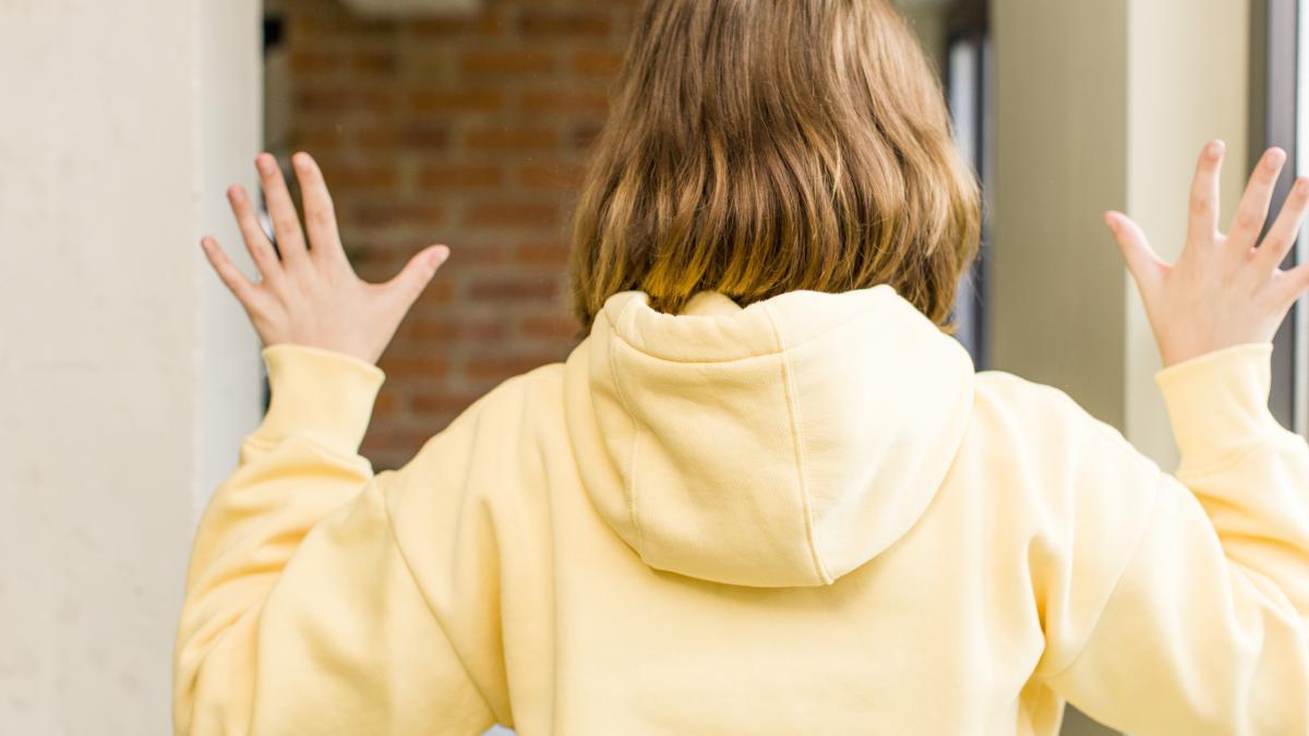 Semnele de alarmă ale dependenței la copii și adolescenți. Avertismentul psihologului Monica Sandu Trebuie ca părinții să facă ceva! Nu sunt răceli să treacă!  video