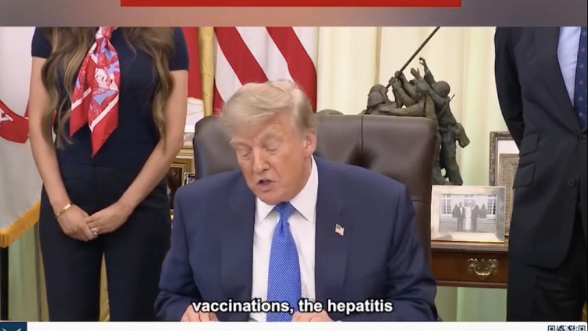trump vaccinuri