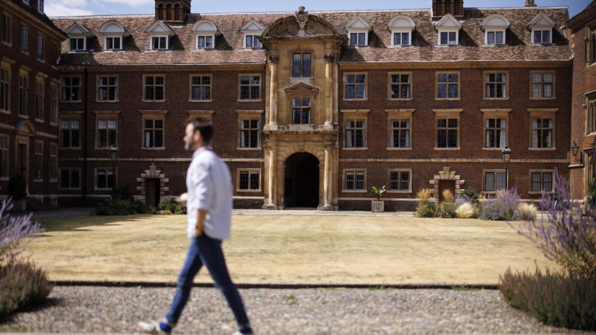 universitate cambridge 