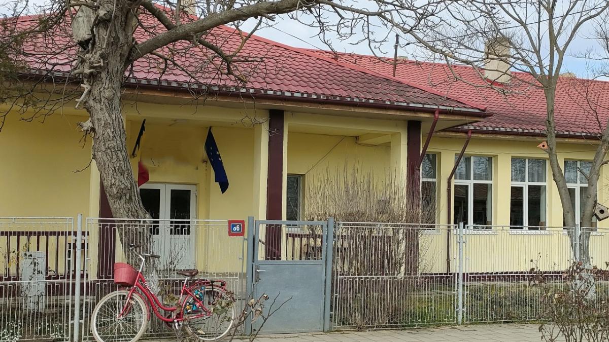 scoala romania elevi educatie