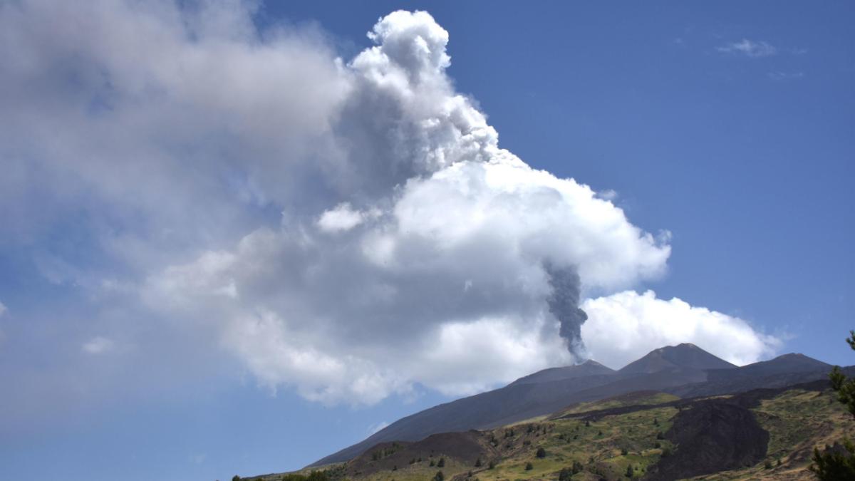 muntele etna italia