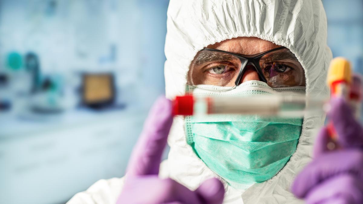 OMS avertizează asupra unei epidemii fără precedent. Ebola are un ritm record de răspândire