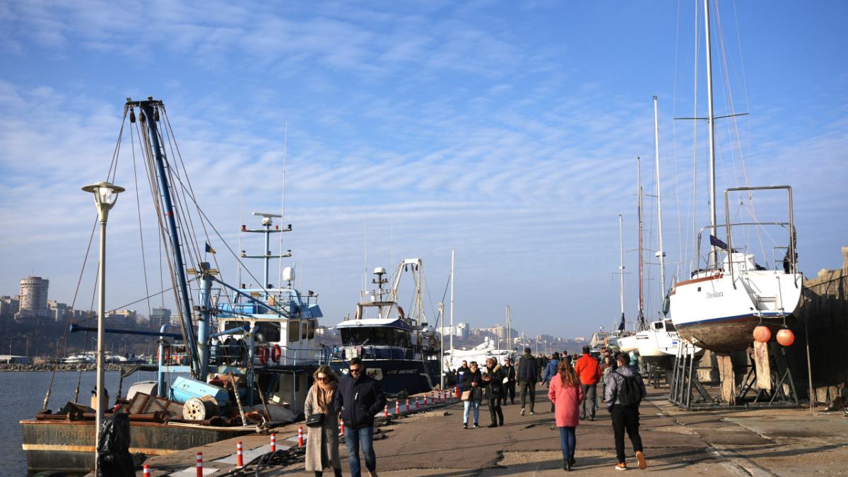 portul turistic constanta