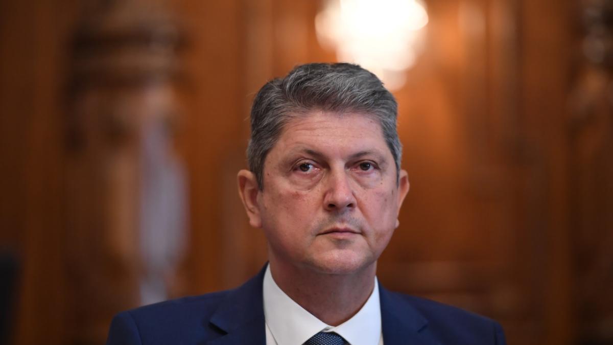 Ciuma roșie s-a întors în discursul USR la Senat. Titus Corlățean face acuzații E o retorică sancționată penal! Voi semnala insituțiilor