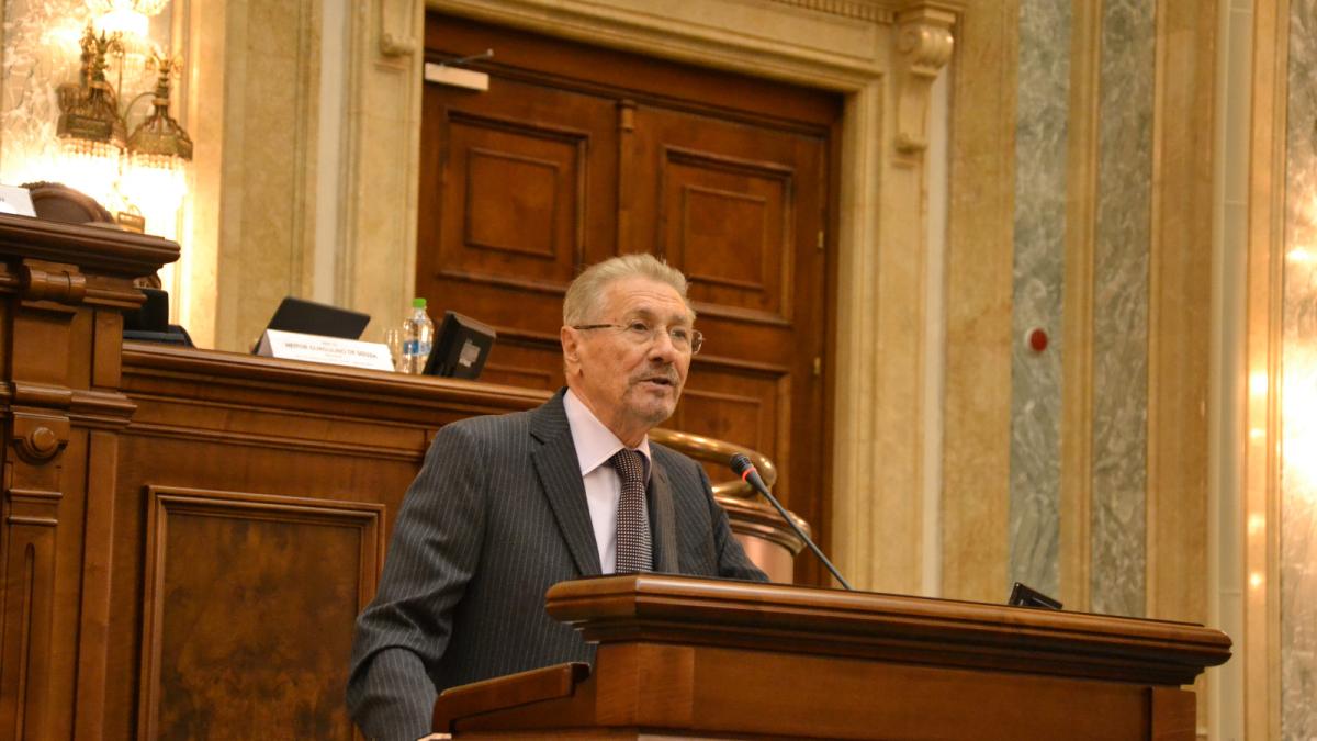 emil constantinescu