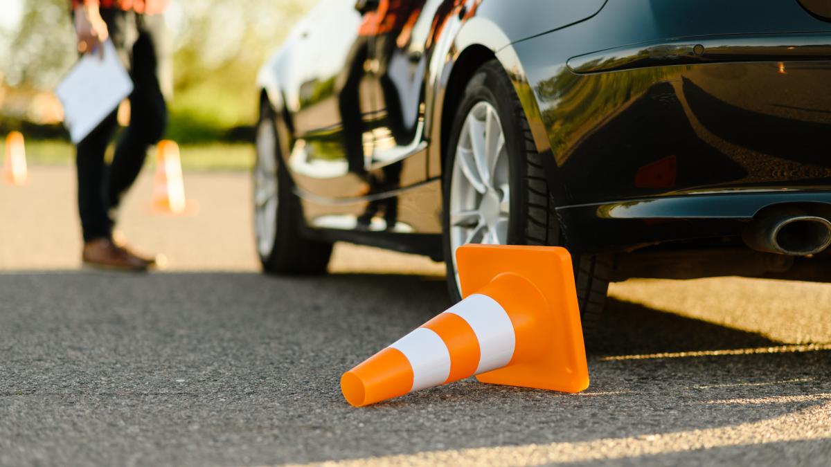poligonul din nou obligatoriu la examenul auto romania da 1 milion de euro pe fiecare lege
