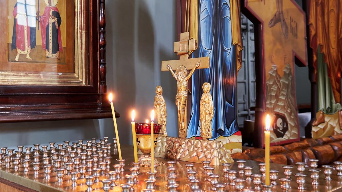 sfanta cruce biserica