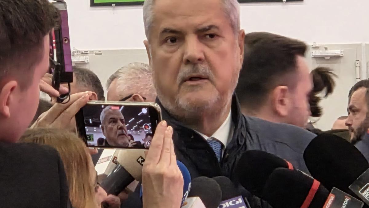 adrian nastase il propune premier pe klaus iohannis pentru pastrarea filierei germane