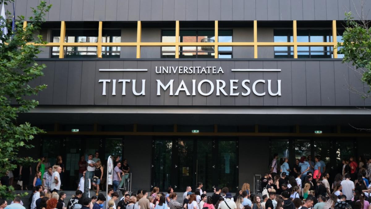 Universitatea Titu Maiorescu din București  (2)