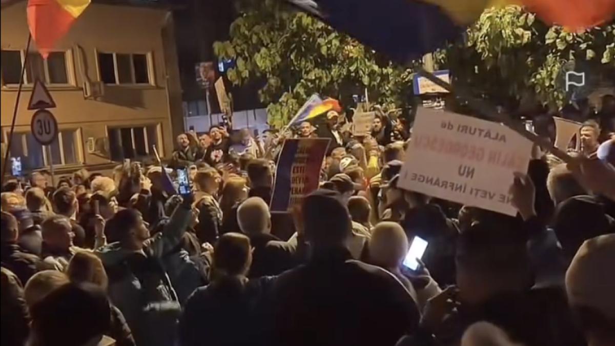 manifestatie pentru calin georgescu captura video
