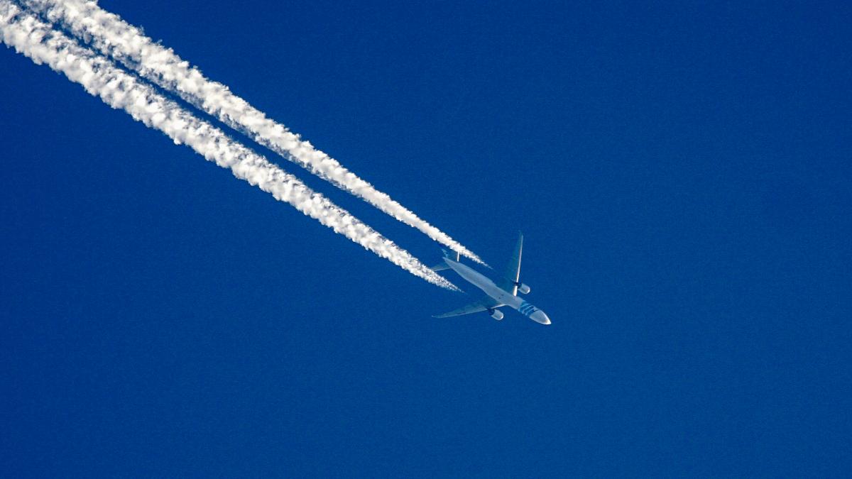 chemtrails_84395400