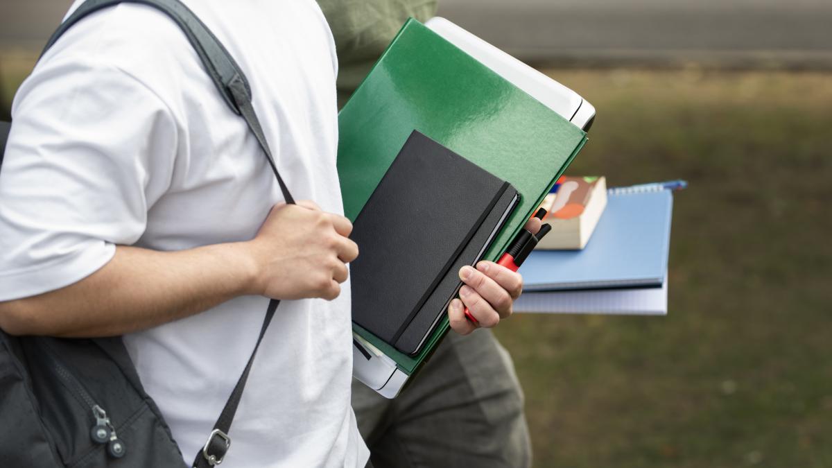 student_27885900