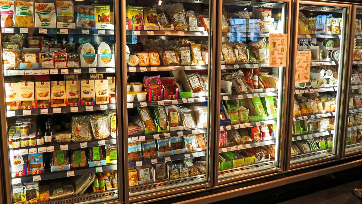 imagine cu supermarket