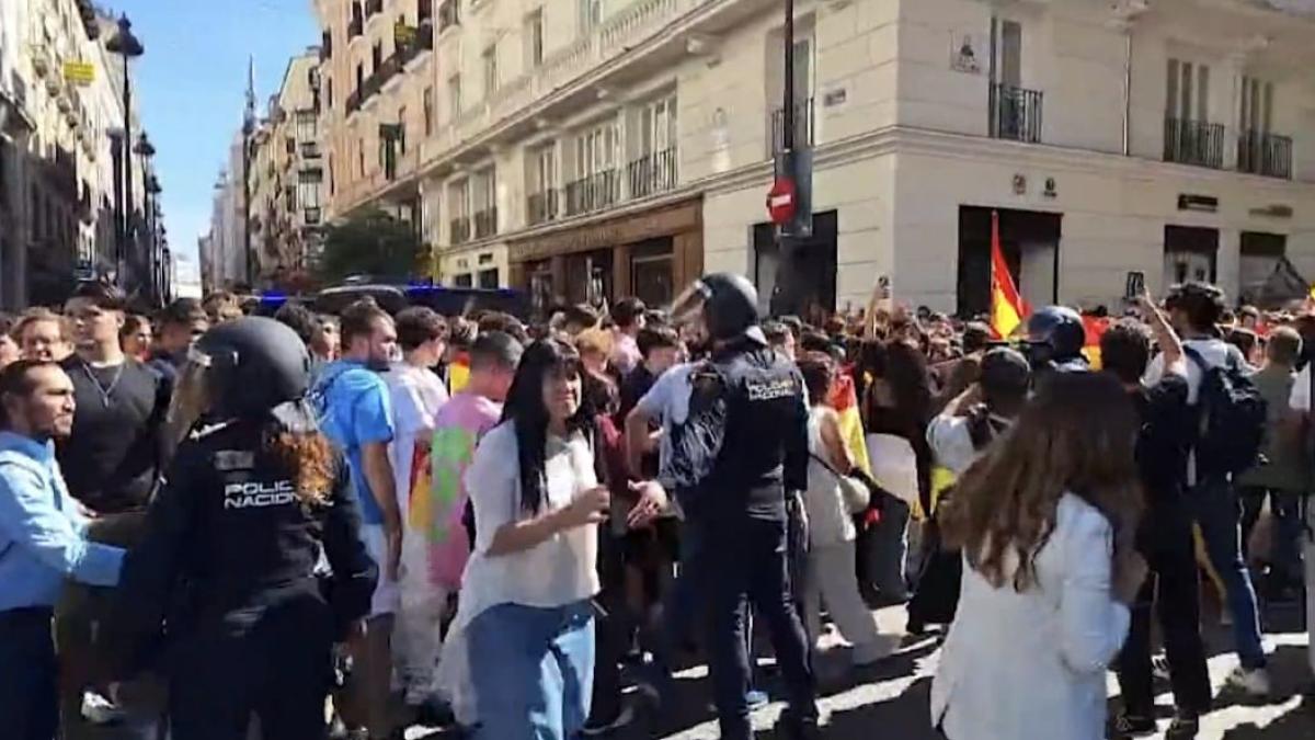 noi tensiuni si arestari la protestele pentru locuinte din madrid prof christian nasulea despre criza imobiliara din spania problema de fond nu sunt turistii