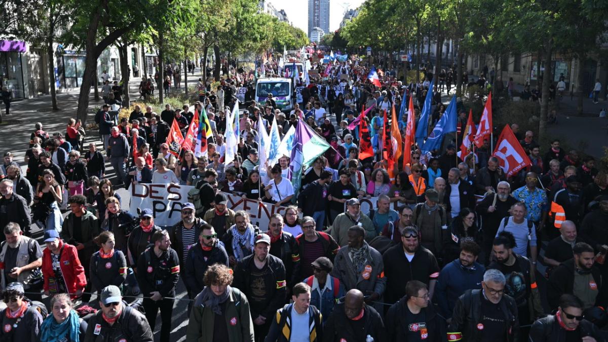 proteste paris franta