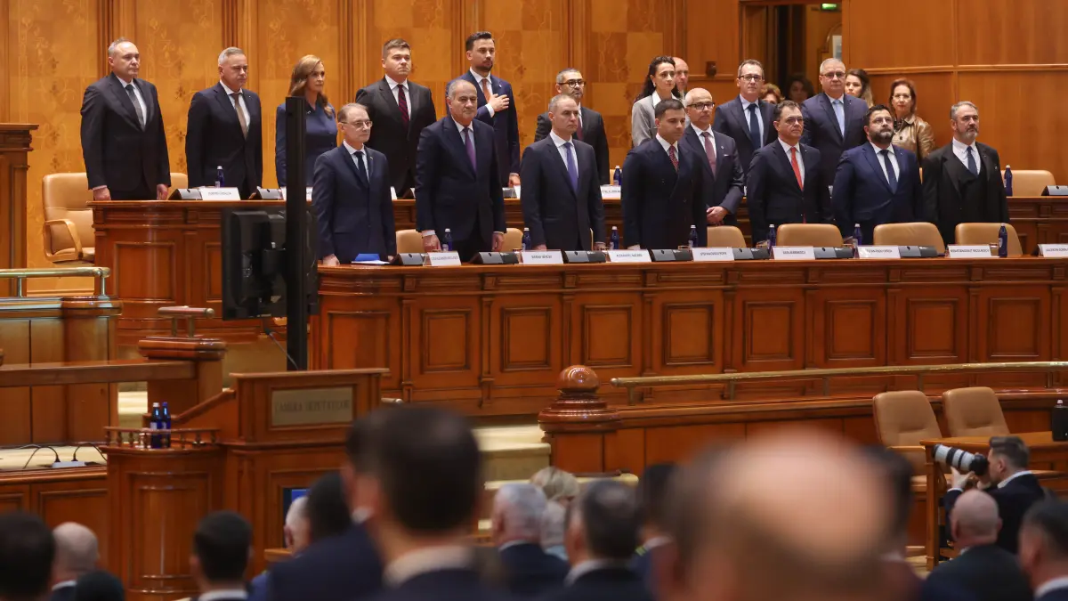 guvernul niculescu in parlament