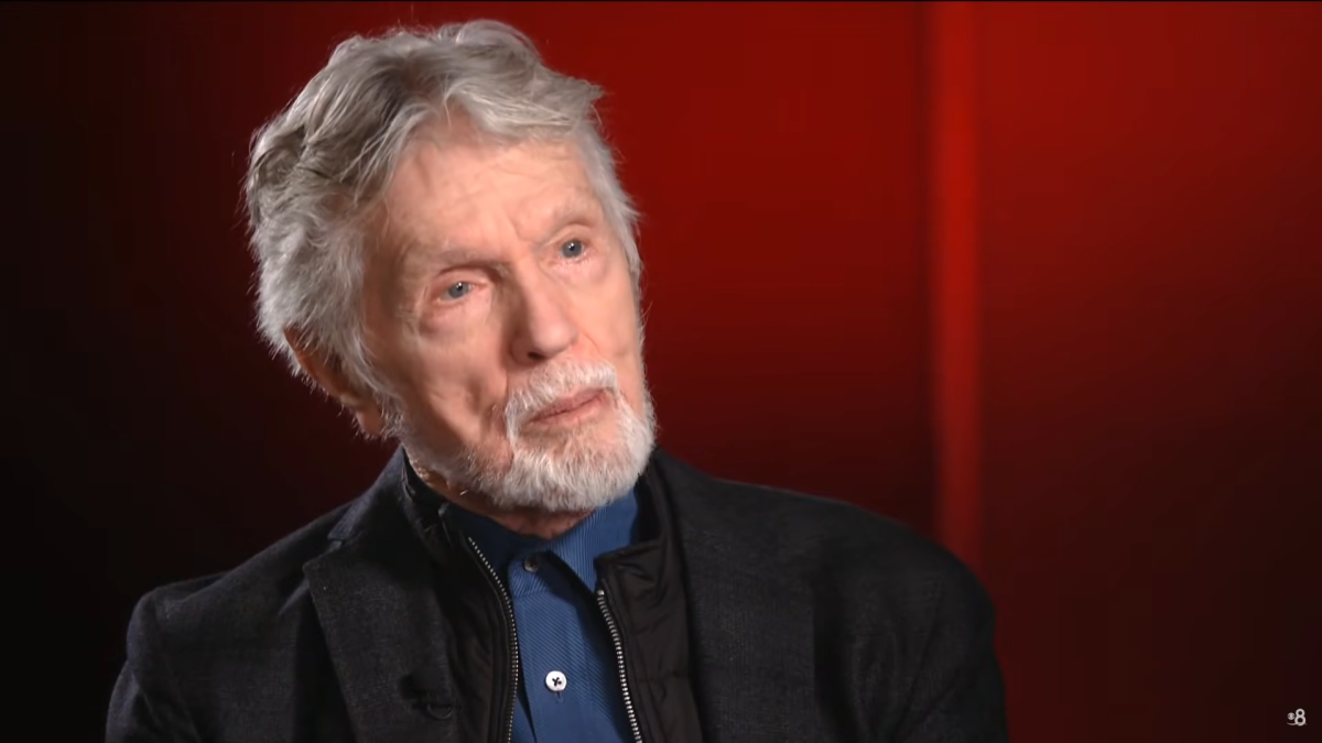 Tom Skerritt (2)