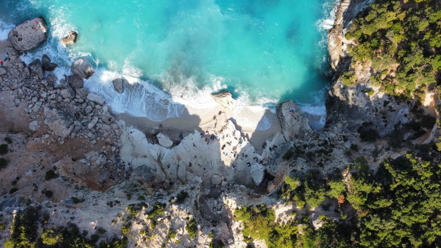 Plaja Cala Goloritzé din Italia. Sursa foto: Pexels