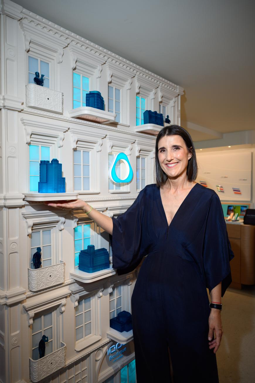 Noul IQOS Boutique Victoriei: concept de tip Retail 2.0 și o instalație artistică semnată Sebastian Comănescu