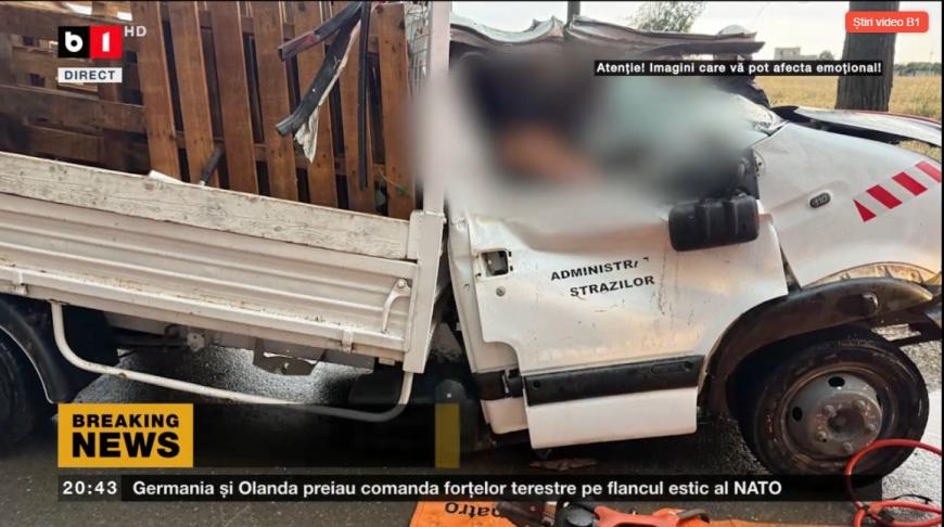 Update: Două mesaje RO-ALERT în Bucureşti / Un bărbat a murit în jud. Ilfov, un copac a căzut pe o maşină 
