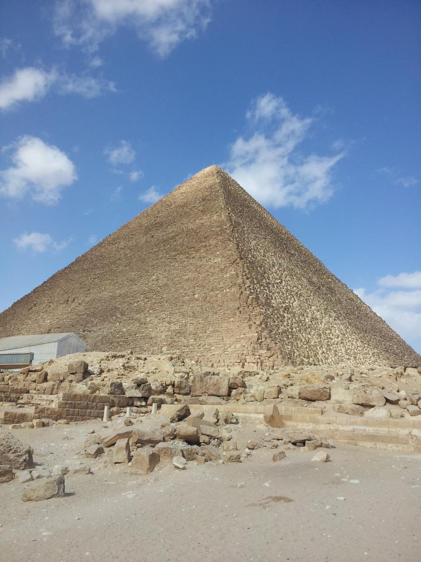 Țara cu cele mai multe piramide din lume. Nu este Egipt