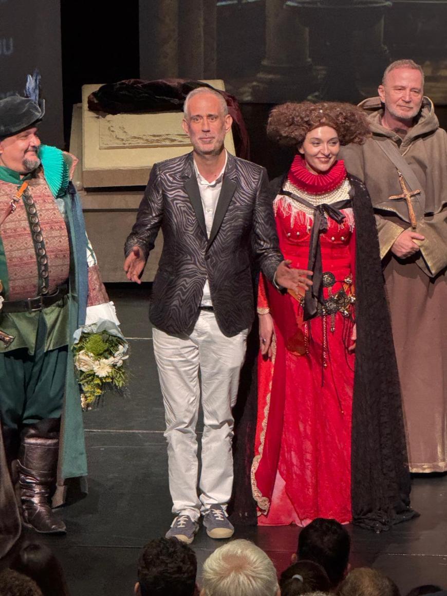 „Romeo și Julieta”, în regia lui Toma Enache, a emoționat publicul la avanpremiera de la Teatrul Național București