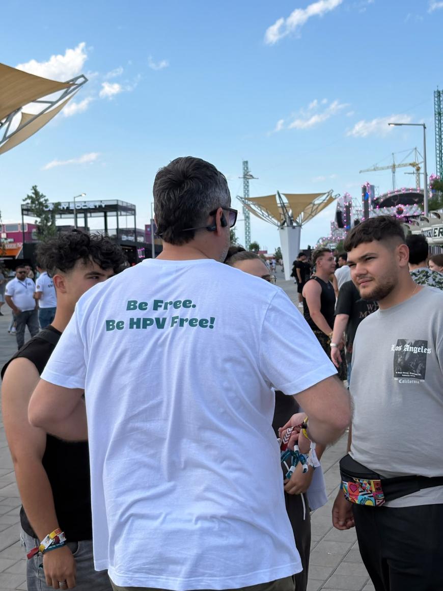 Sondaj la Beach, Please! Câți tineri sunt vaccinați împotriva HPV și câți sunt dispuși să se vaccineze