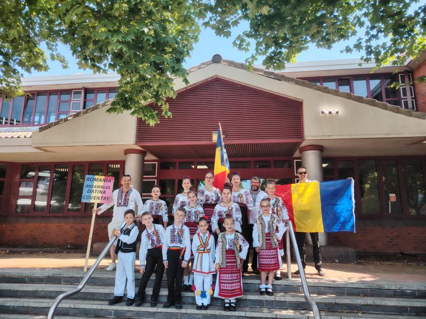  Românii care schimbă comunități. Florentina și Viorel Ioana transformă dansul popular într-o lecție de identitate
