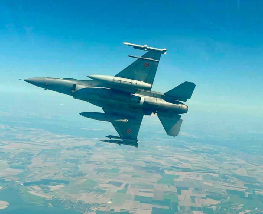Imagini de la misiunea Armatei pentru doborârea dronei de duminică / FOTO