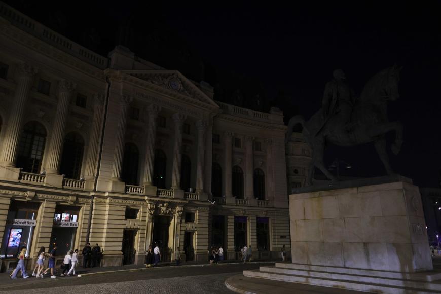 Capitala a stins lumina: