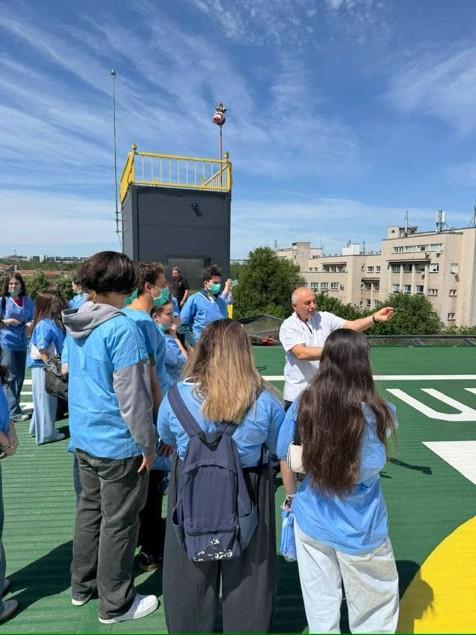 MEDSPATH – Clubul de Medicină dedicat elevilor de liceu al Complexului Educațional Laude-Reut intră într-o nouă etapă de dezvoltare, odată cu debutul celui de-al treilea an de activitate
