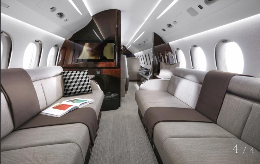 Avionul privat închiriat de Nicușor Dan pentru a pleca la New York. L-a folosit și Klaus Iohannis 