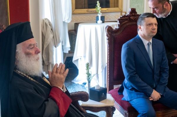 Întâlnirea dintre Preafericitul Teodor al II-lea, Papă și Patriarh al Alexandriei și al întregii Africi și Ionuț Vulpescu, Președintele Adunării Interparlamentare a Ortodoxiei. Photocredit: AIO