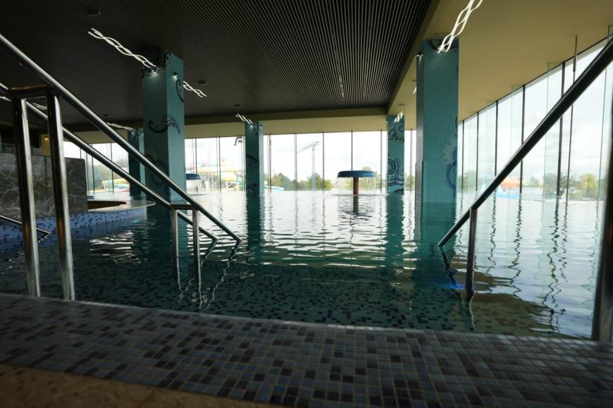 Piscine, SPA și patinoar pe terasă