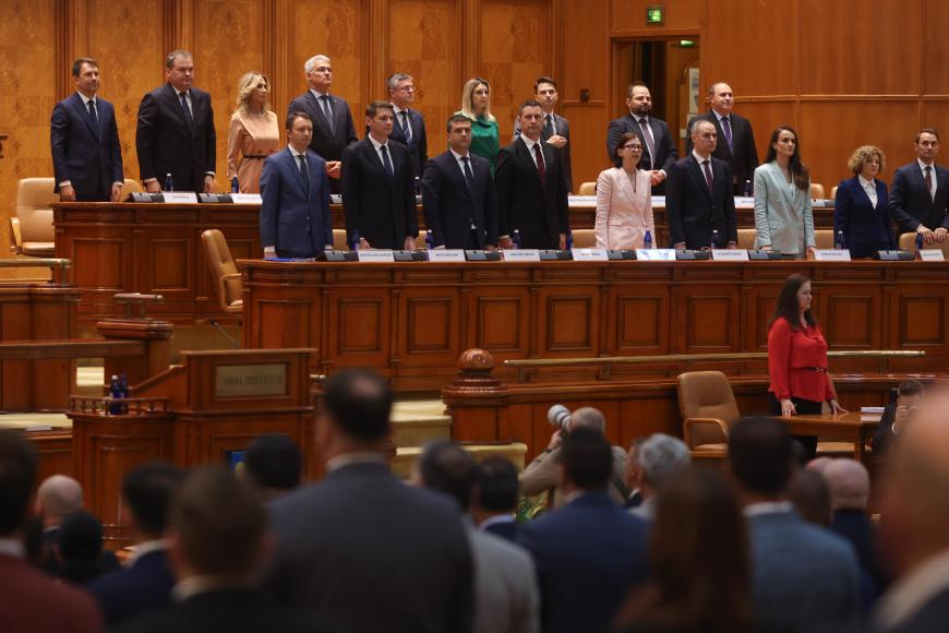Mureșan, pierdut în spațiu și timp. A vorbit peste 30 de minute. Grindeanu: Domnule premier RESEMNAT... / live text / Update