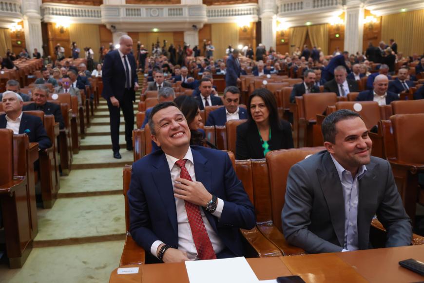 Mureșan, pierdut în spațiu și timp. A vorbit peste 30 de minute. Grindeanu: Domnule premier RESEMNAT... / live text / Update