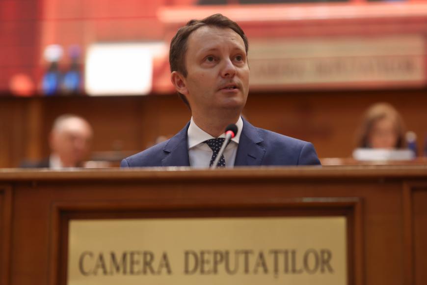 Mureșan, pierdut în spațiu și timp. A vorbit peste 30 de minute. Grindeanu: Domnule premier RESEMNAT... / live text / Update