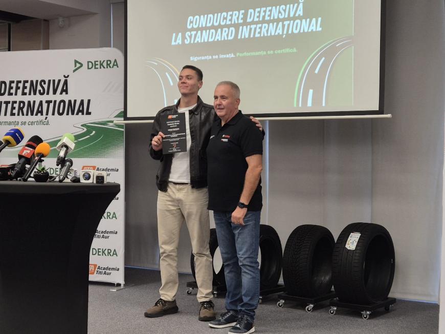 David Popovici, campion olimpic și mondial, a fost anunțat oficial Ambasador al Conducerii Defensive în România