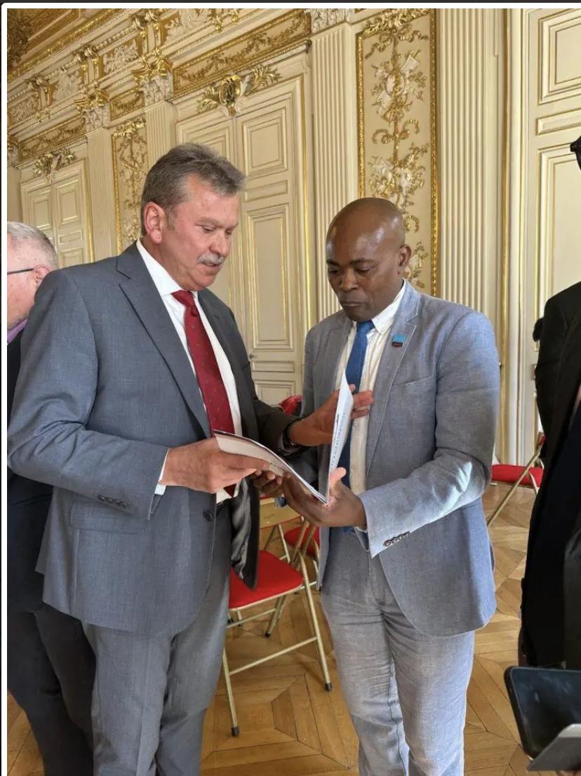 Universitatea Titu Maiorescu, membră a Consorțiului Multidisciplinar  al Universităților Francofone COMUF_UVSQ
