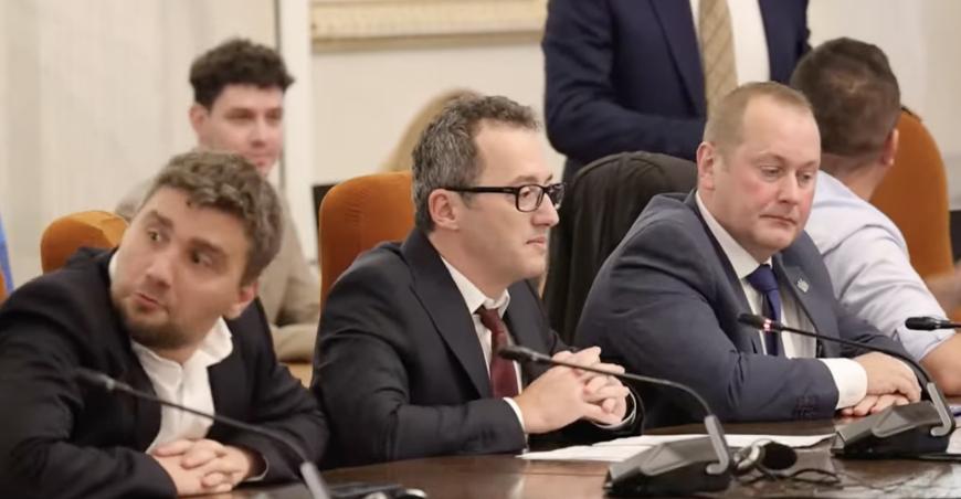 Candidatul pentru funcția de ministru al Digitalizării este absent. ”Să-l căutăm online, omu` e digital”. Glume și revolte în Comisie 