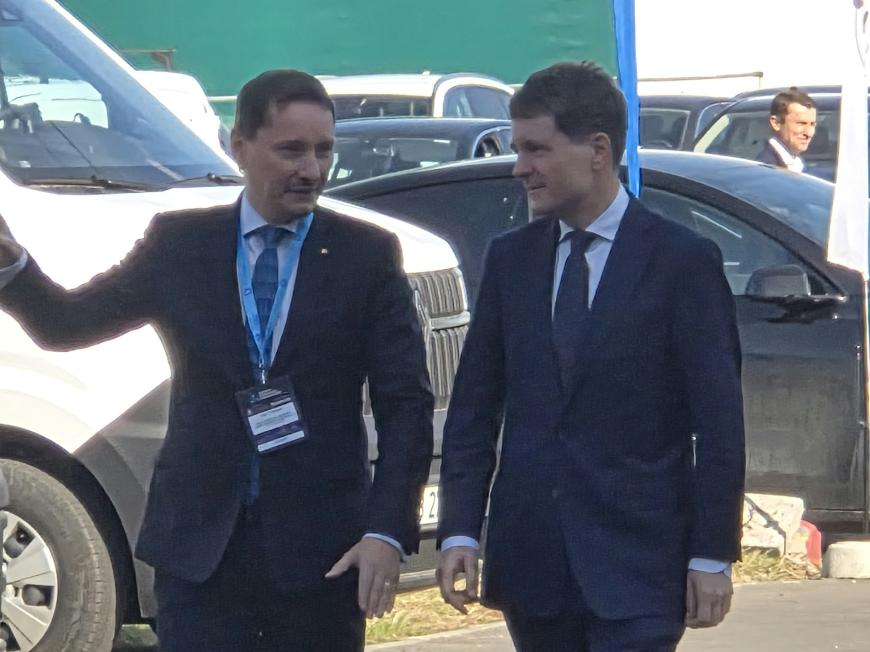 Președintele Nicușor Dan (stânga), prezent la „Bucharest Cybersecurity Conference 2026”
